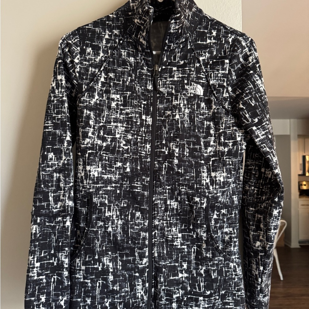 The North Face Women's Abstract Black and White Zipper Jacket